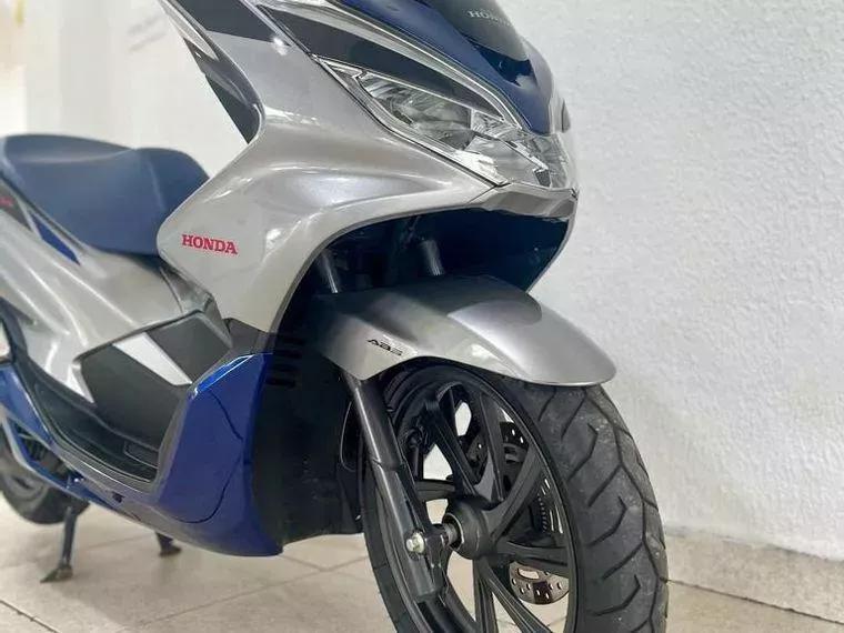 Honda PCX Prata 7