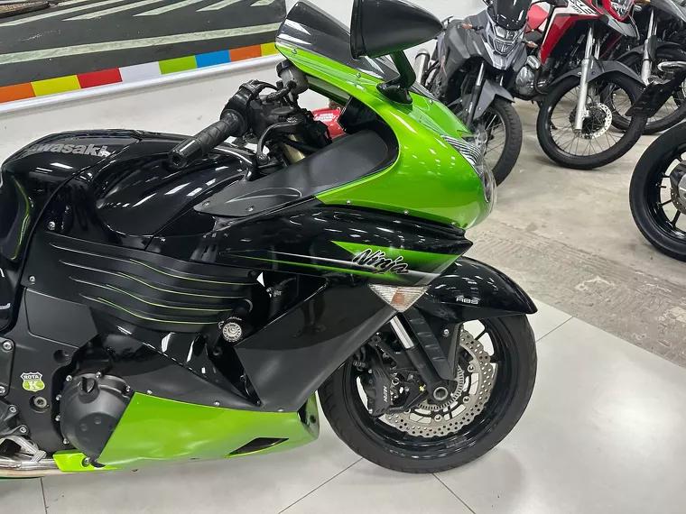 Kawasaki Ninja Preto 12