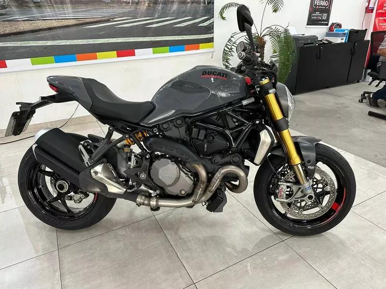 Ducati Monster Cinza 1