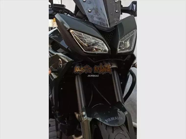 Yamaha MT-09 Cinza 9