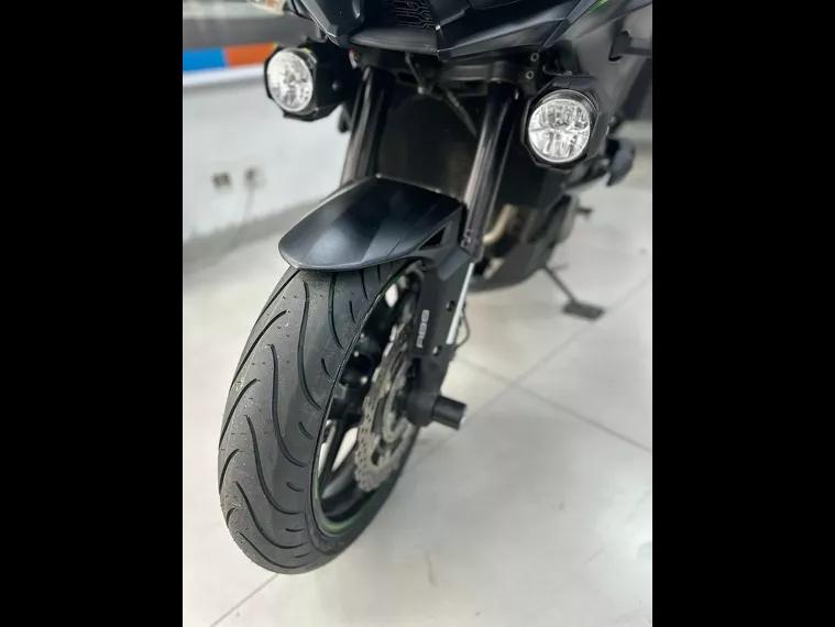 Kawasaki Versys Preto 13