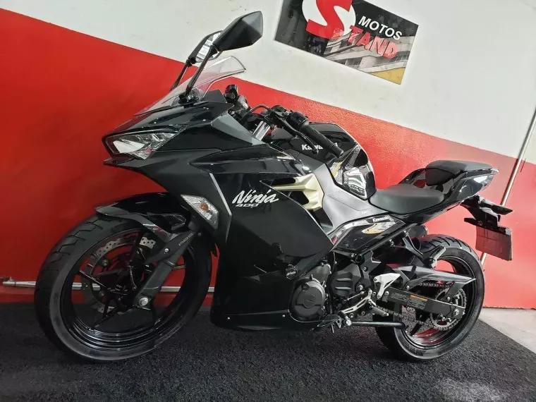 Kawasaki Ninja Preto 5