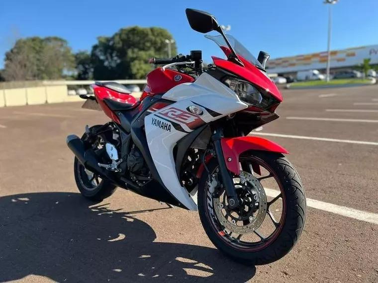 Yamaha YZF R3 Vermelho 1