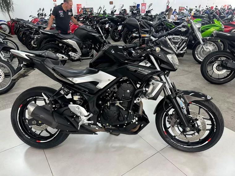 Yamaha MT-03 Preto 7