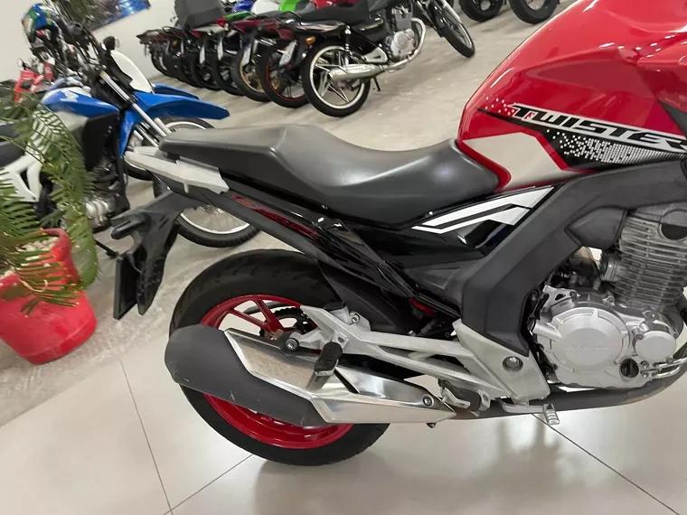 Honda CB Twister Vermelho 9