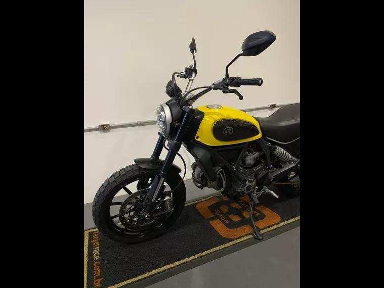 Ducati Scrambler Preto 8