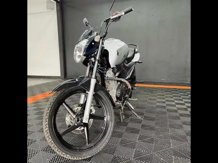 Yamaha YBR 125 Factor Branco 3