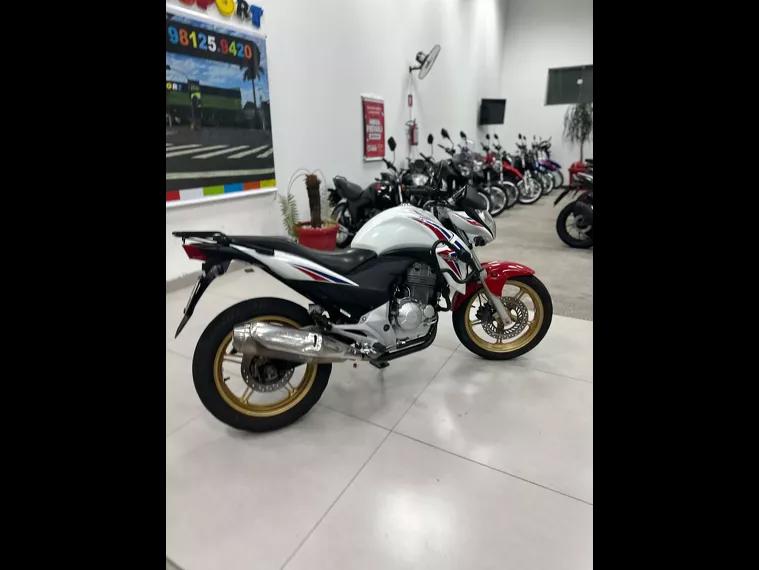 Honda CB 300 Branco 2