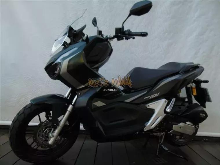 Honda Honda ADV Verde 3