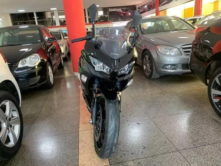 Kawasaki Ninja Preto 2