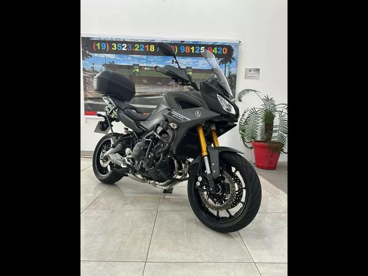 Yamaha MT-09 Cinza 8