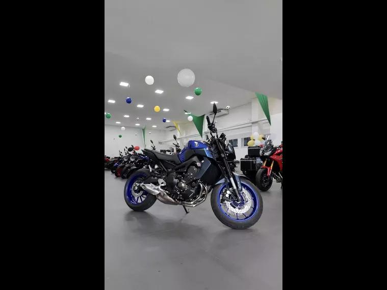 Yamaha MT-09 Cinza 1