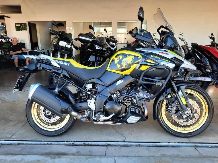 Suzuki V-Strom Amarelo 1