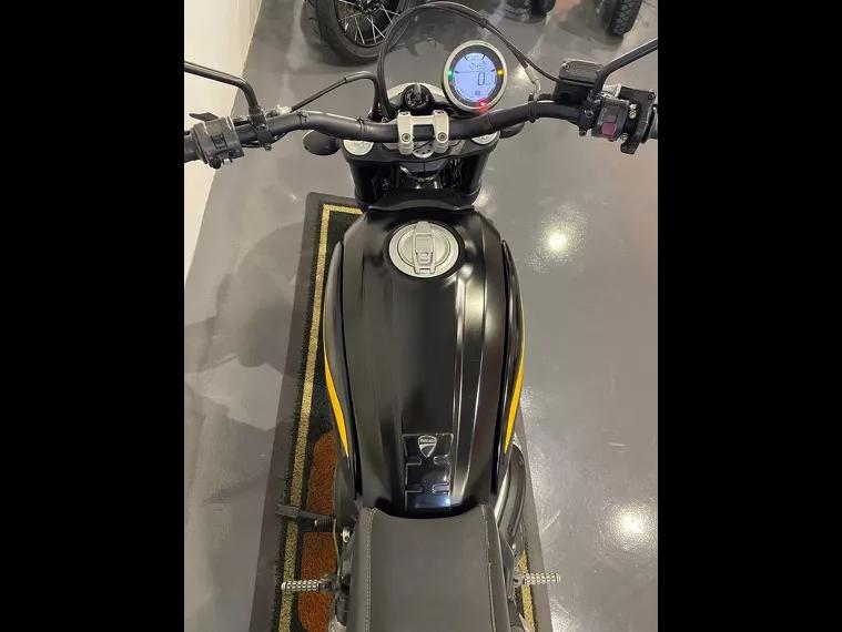 Ducati Scrambler Preto 7