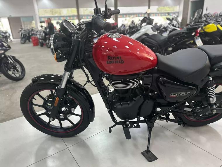 Royal Enfield Meteor Vermelho 11