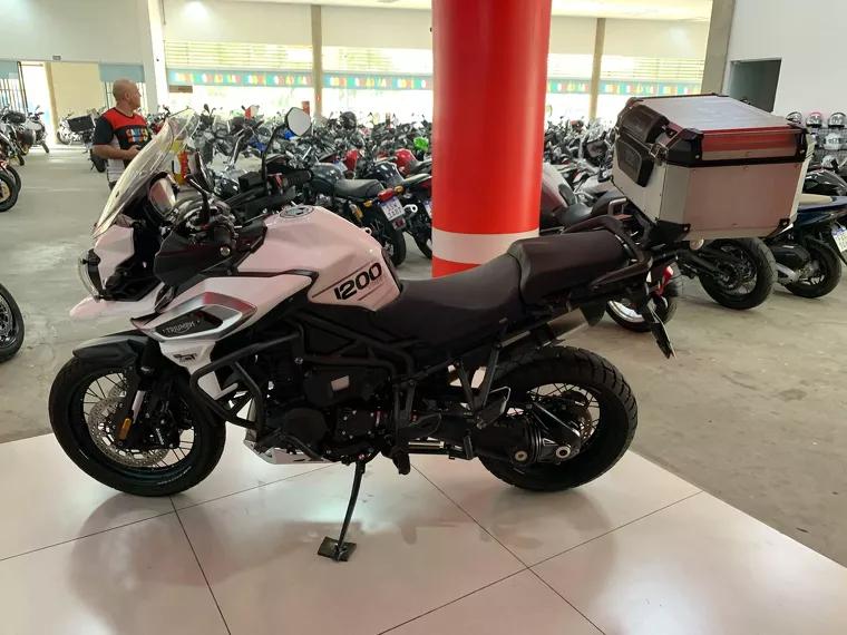 Triumph Tiger 1200 Branco 15