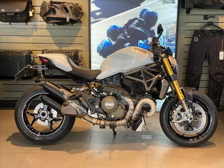 Ducati Monster Branco 1