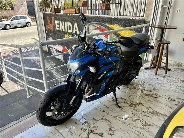 Suzuki GSX-S Azul 4