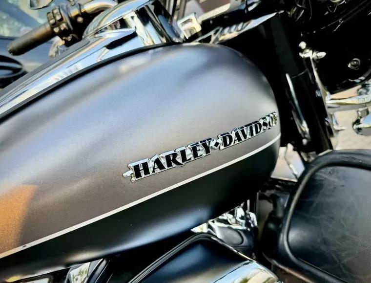 Harley-Davidson Ultra Limited Cinza 11