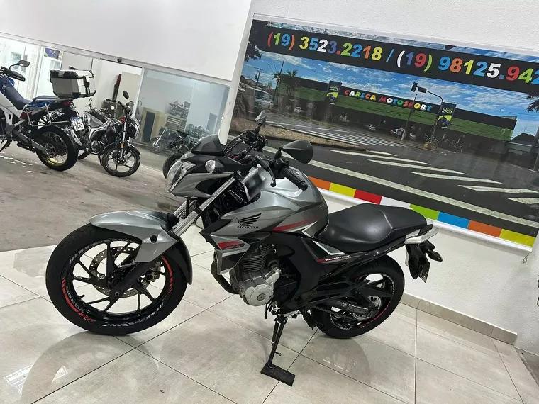 Honda CB Twister Branco 14