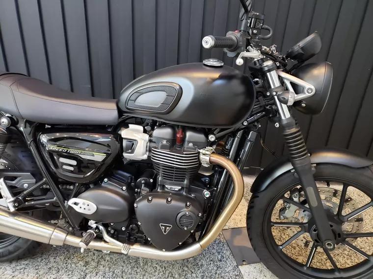 Triumph Speed Twin Cinza 5