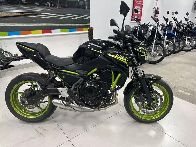 Kawasaki Z 650 Preto 15