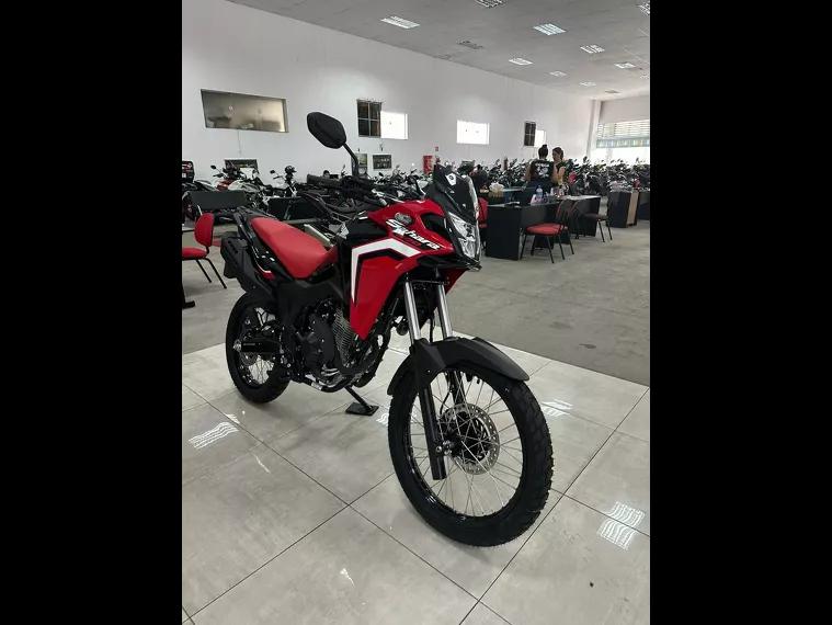 Honda XRE 300 Vermelho 17