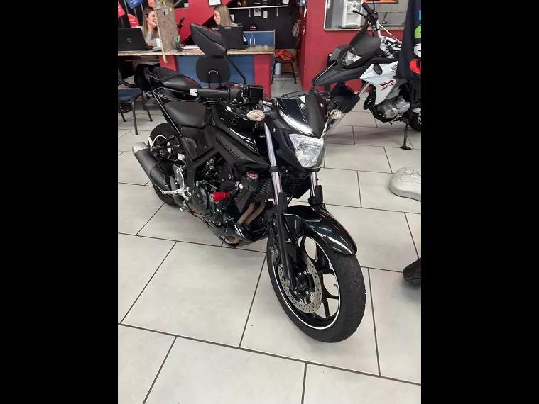 Yamaha MT-03 Preto 11