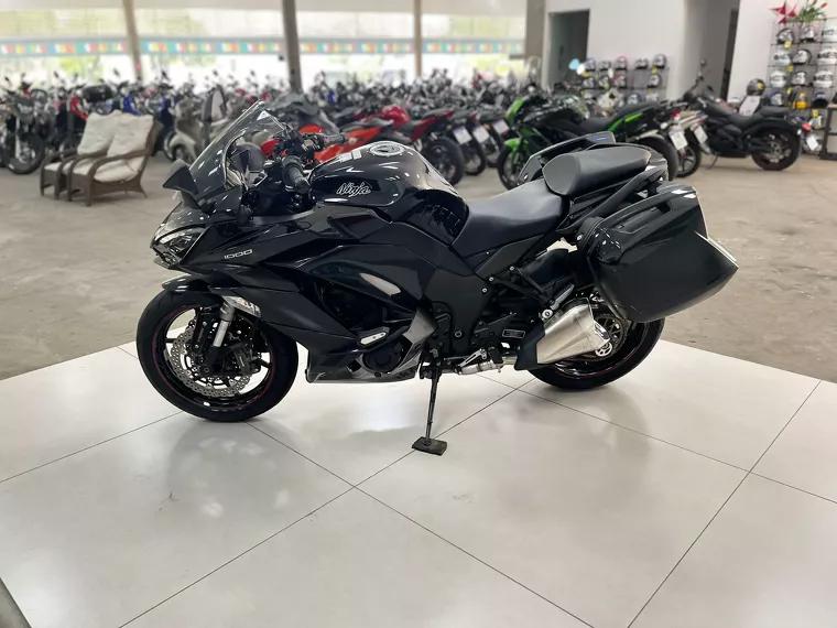 Triumph Tiger 1200 Verde 11