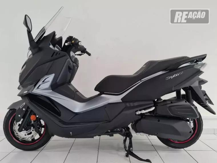 Dafra Cruisym Preto 1