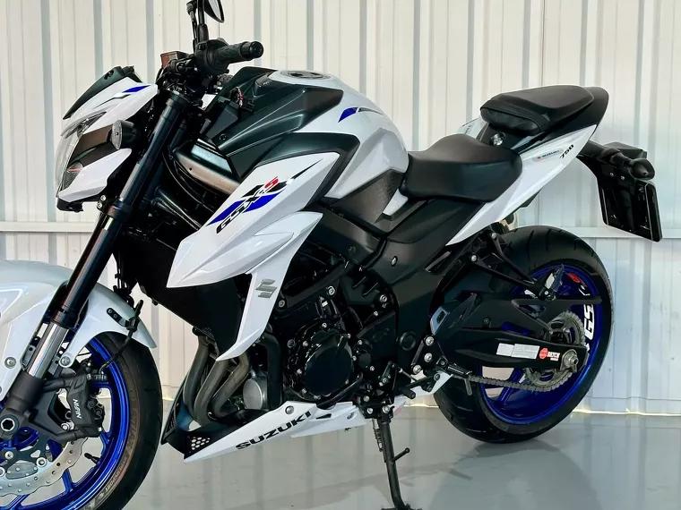 Suzuki GSX-S Branco 7