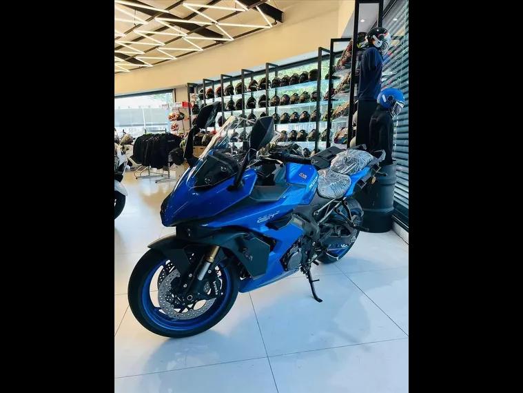 Suzuki GSX-S Azul 1