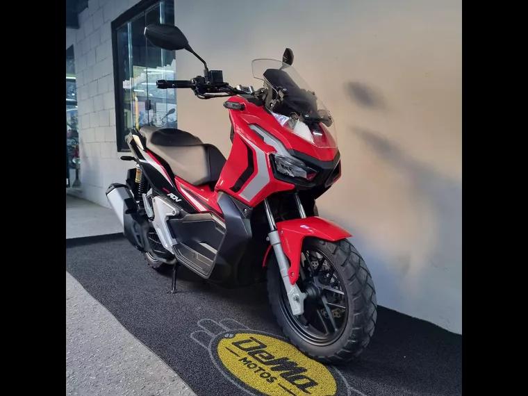 Honda Honda ADV Vermelho 2