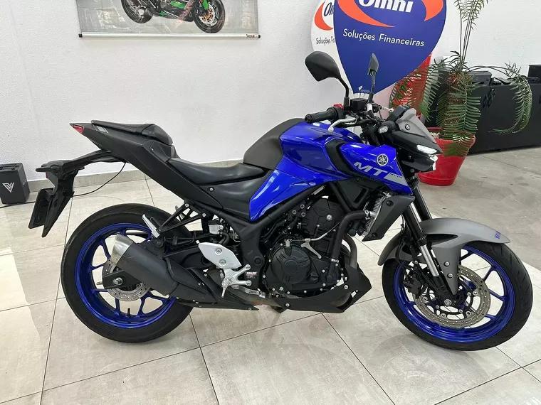 Yamaha MT-03 Azul 17