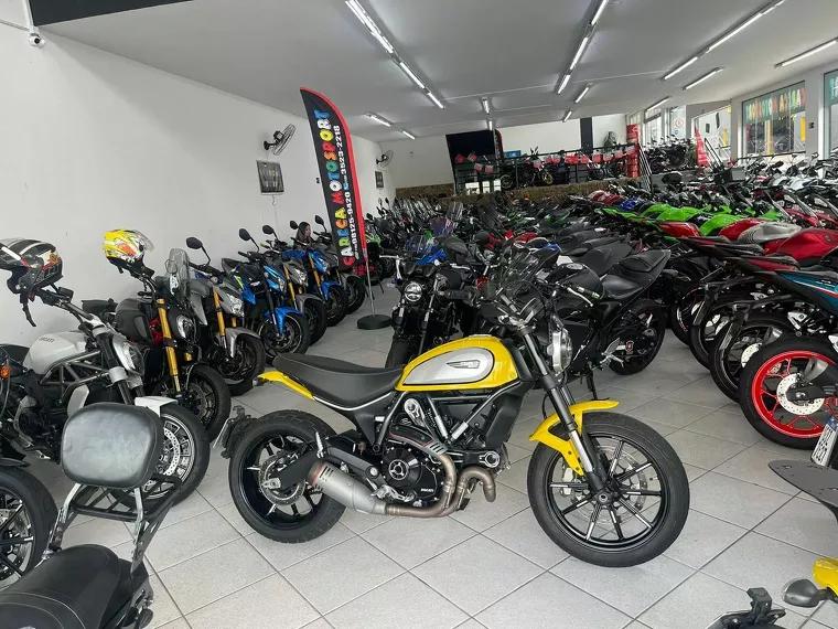 Ducati Scrambler Amarelo 18