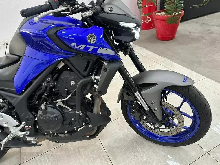 Yamaha MT-03 Azul 24