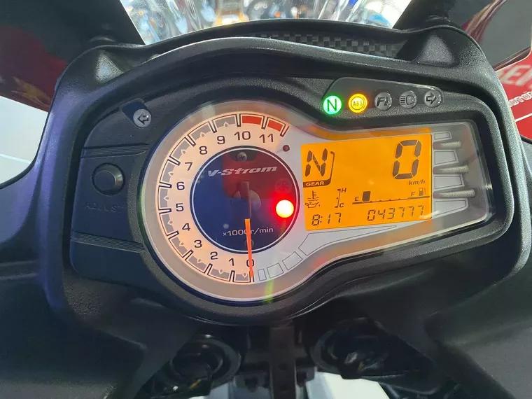 Suzuki V-Strom Vermelho 7