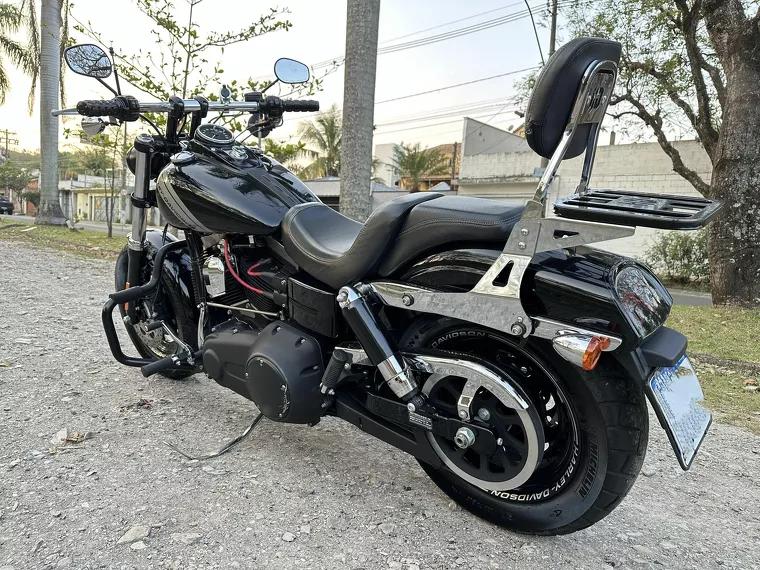 Harley-Davidson Fat Bob Preto 2