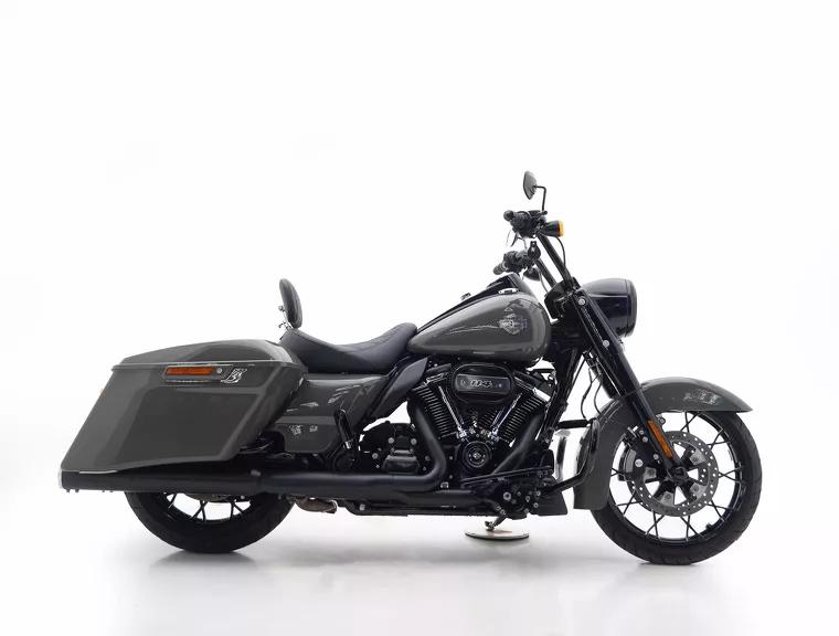 Harley-Davidson Road King Verde 4