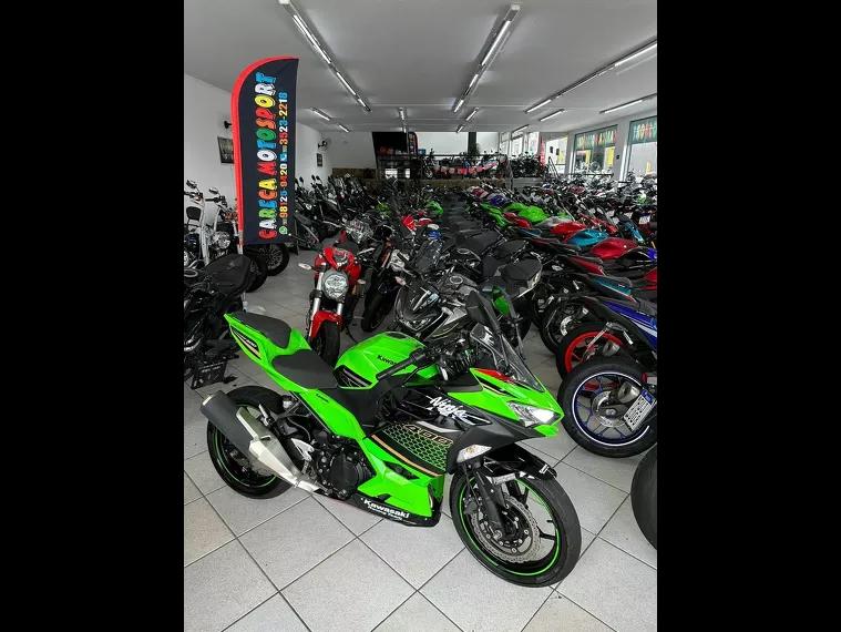 Kawasaki Ninja Verde 1