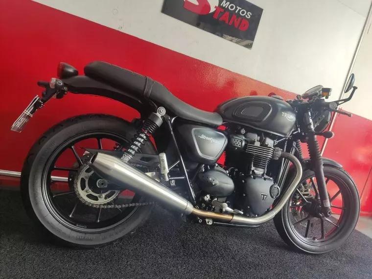 Triumph Street Twin Preto 3