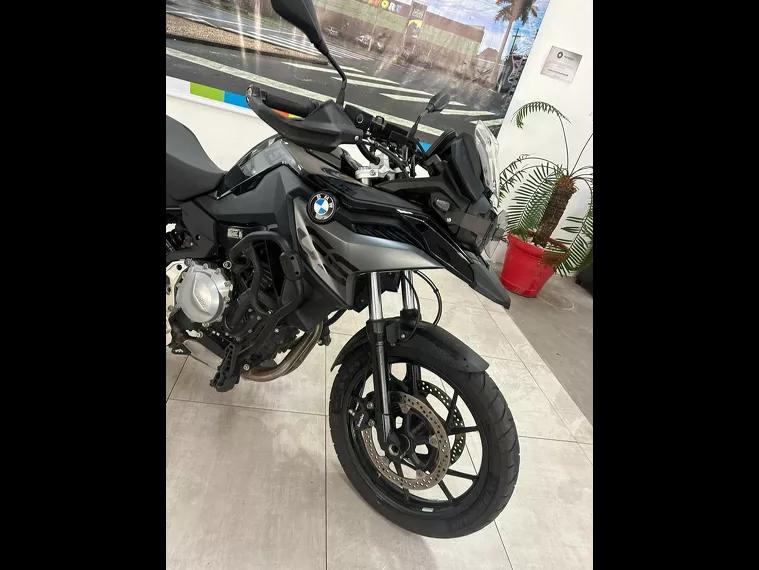 BMW F 750 Preto 29