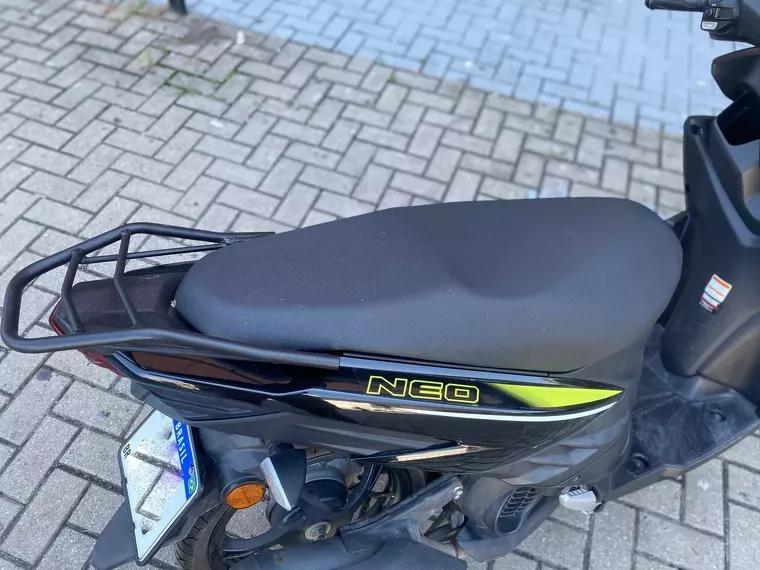 Yamaha Neo Preto 9