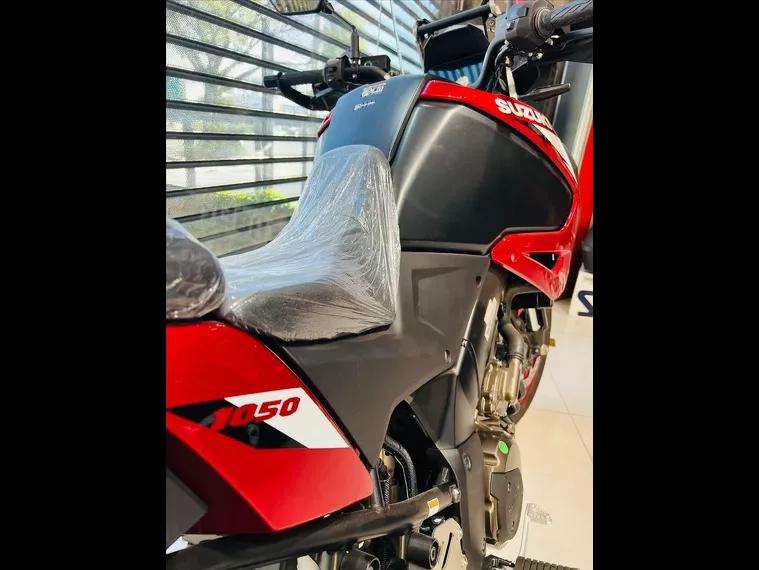 Suzuki V-Strom Vermelho 10