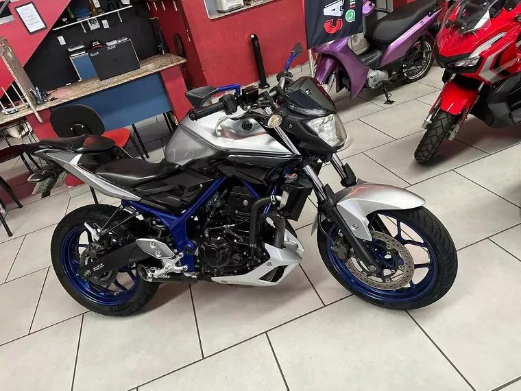 Yamaha MT-03 Cinza 7