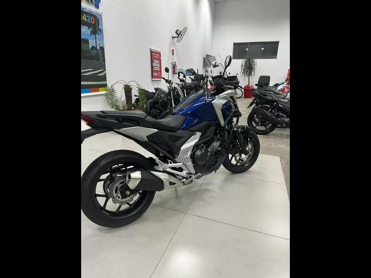 Honda NC Azul 6