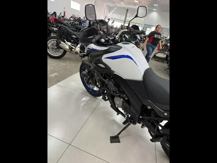 Suzuki V-Strom Branco 17