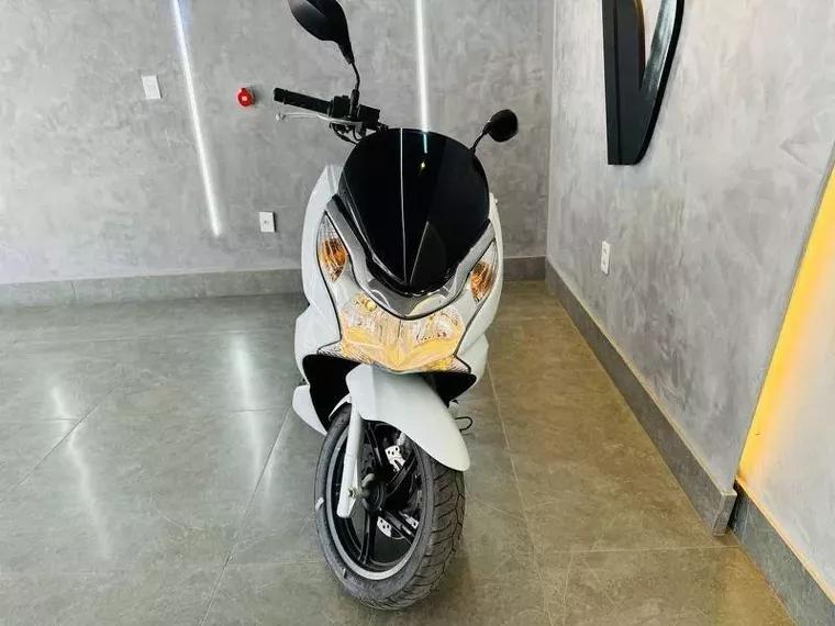 Honda PCX Branco 3