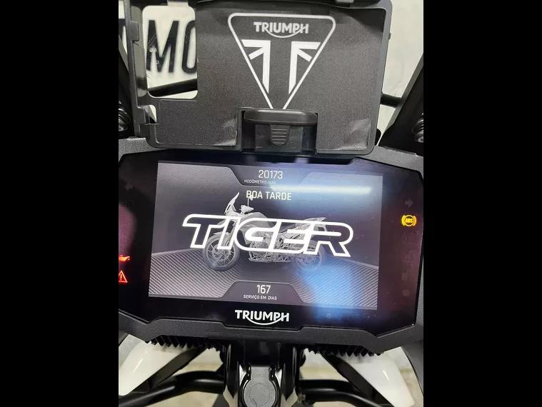 Triumph Tiger 900 Branco 5
