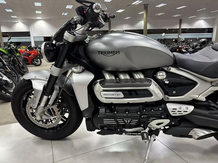 Triumph Rocket III Prata 7